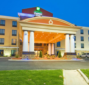 Holiday Inn Express Fulton by IHG